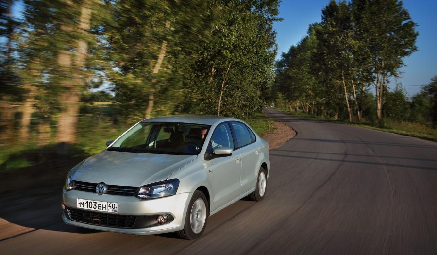  Volkswagen Polo Sedan 2010 года  (фото 75 из 123)